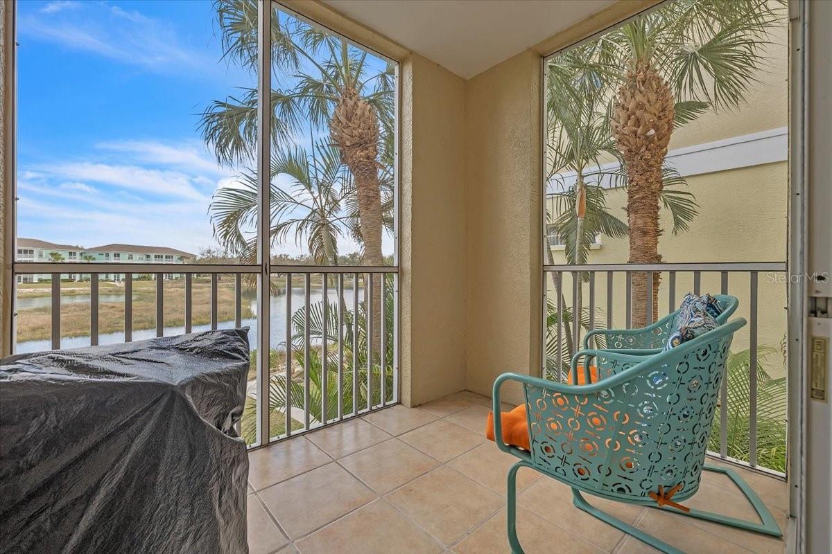 Image 22 of 48 For 19335 Water Oak Drive 204