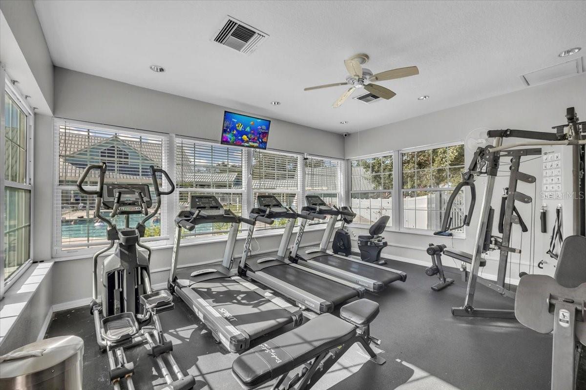 Image 39 of 48 For 19335 Water Oak Drive 204