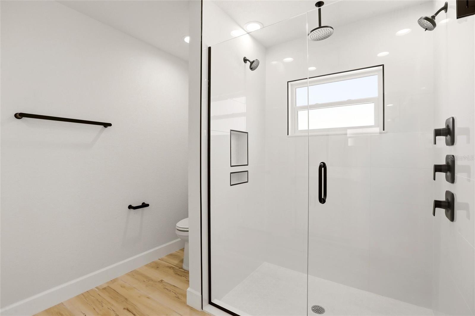 Image 34 of 50 For 6 13th Place