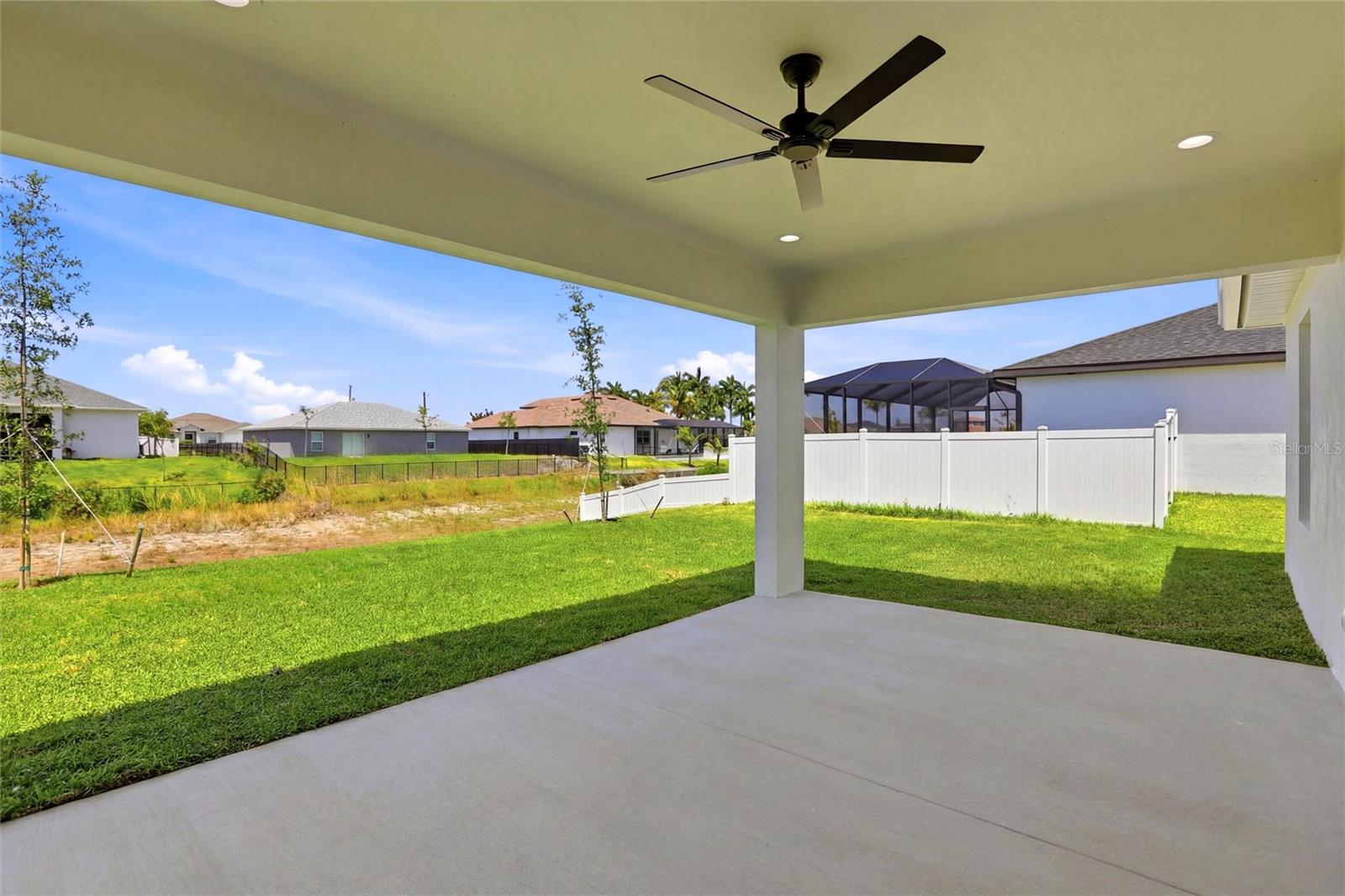 Image 40 of 50 For 6 13th Place