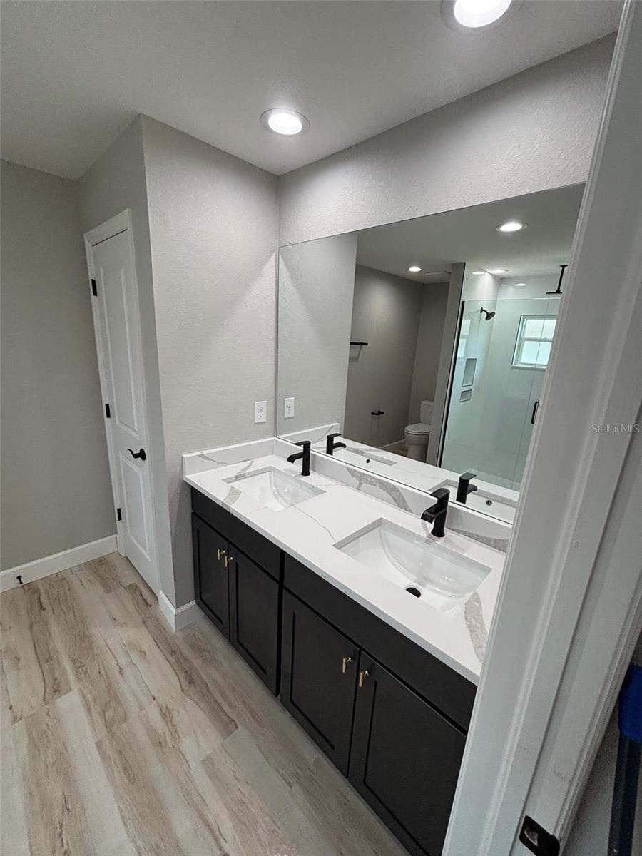 Image 8 of 22 For 6 13th Place