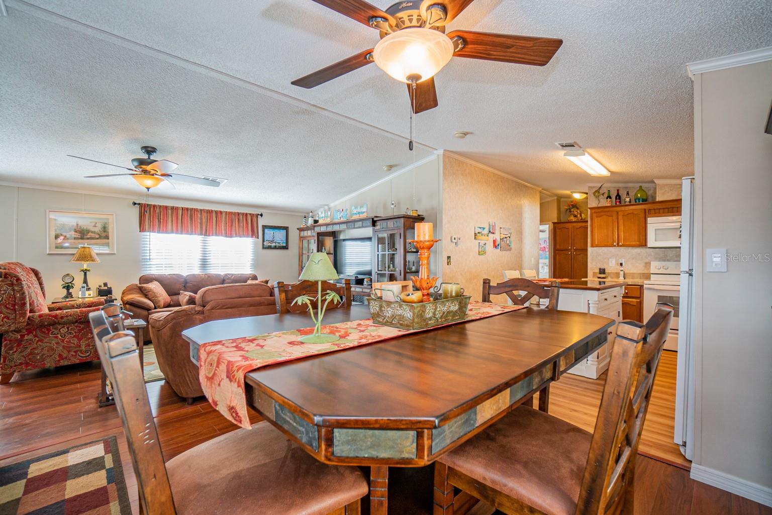 Image 12 of 41 For 10303 Burnt Store Road 203