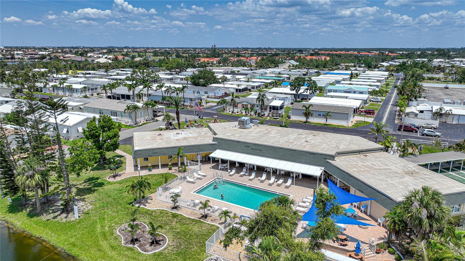 Image 39 of 41 For 10303 Burnt Store Road 203