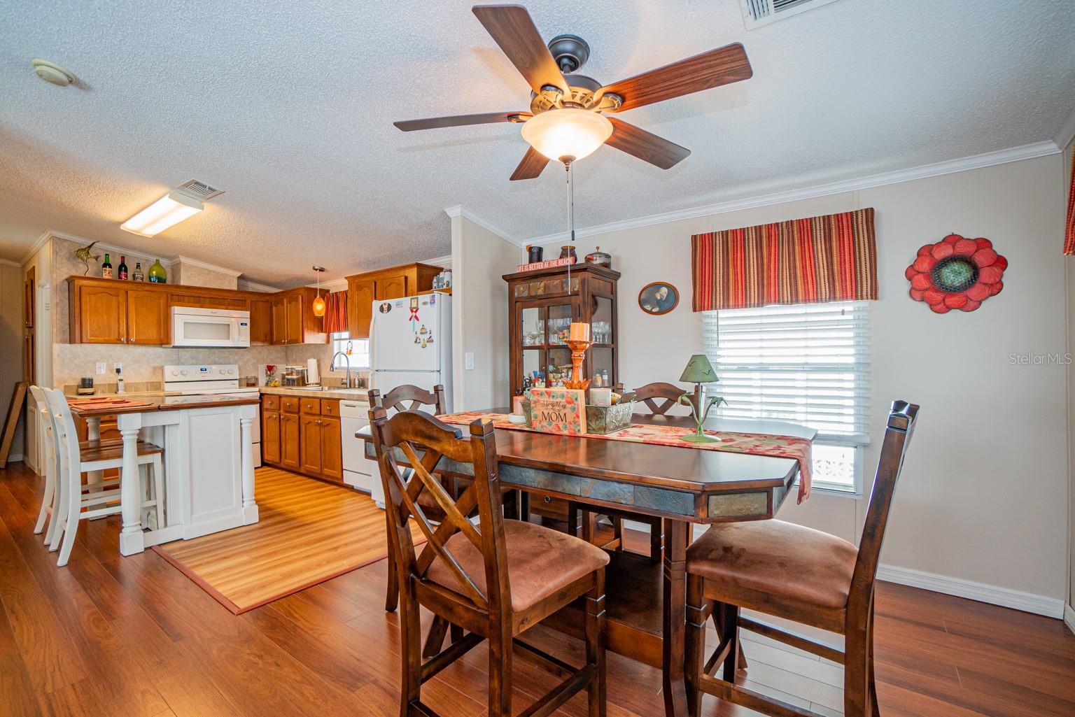 Image 4 of 41 For 10303 Burnt Store Road 203