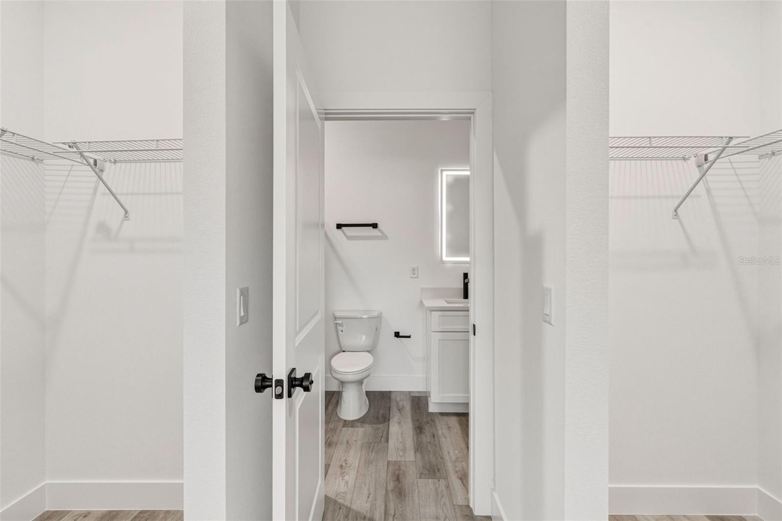 Image 18 of 40 For 2779 Flagami Lane