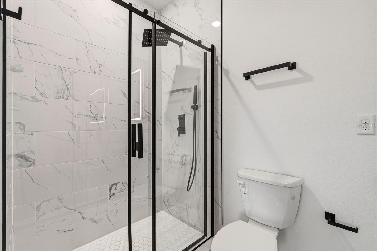 Image 21 of 40 For 2779 Flagami Lane