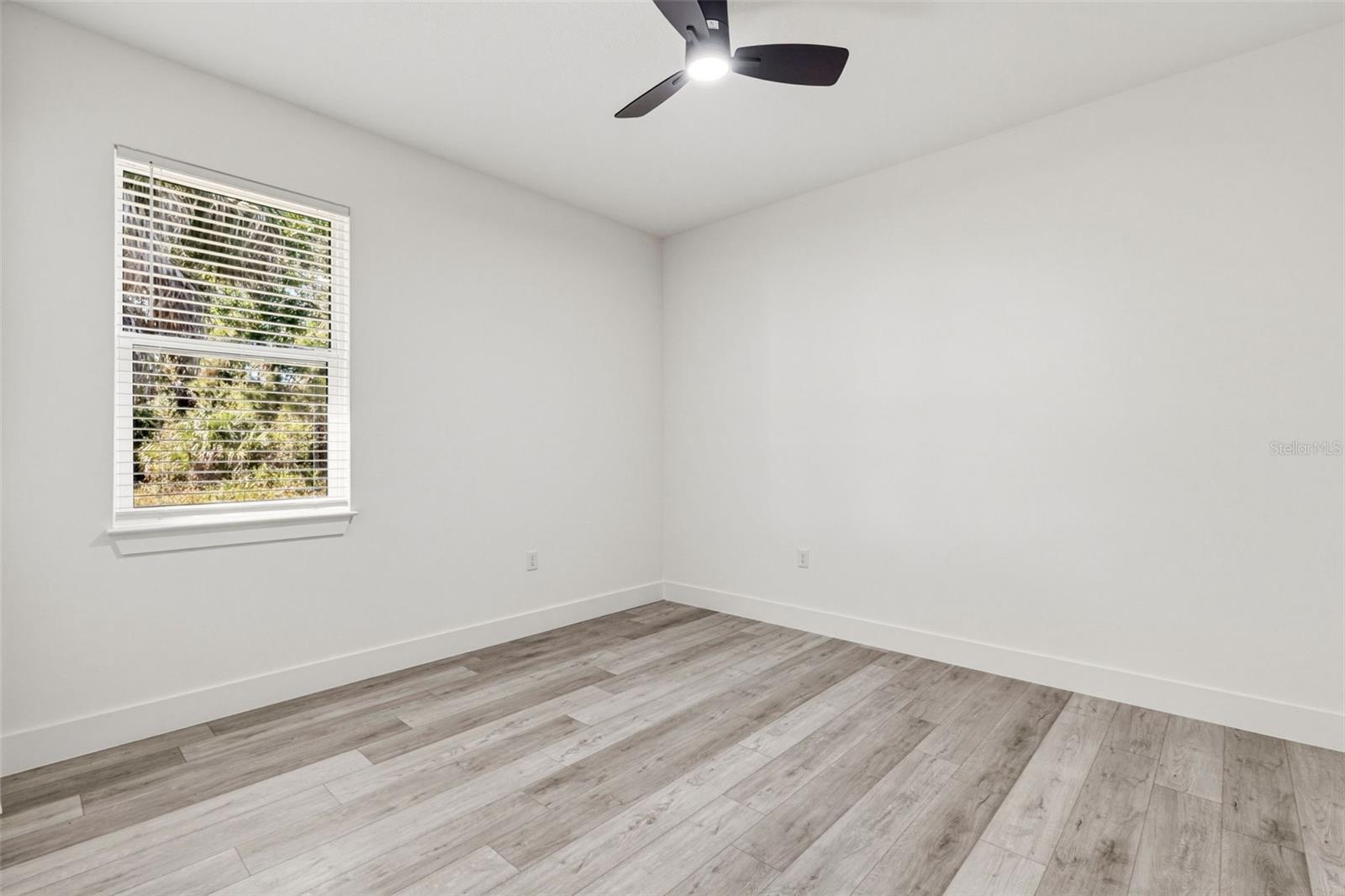 Image 28 of 40 For 2779 Flagami Lane