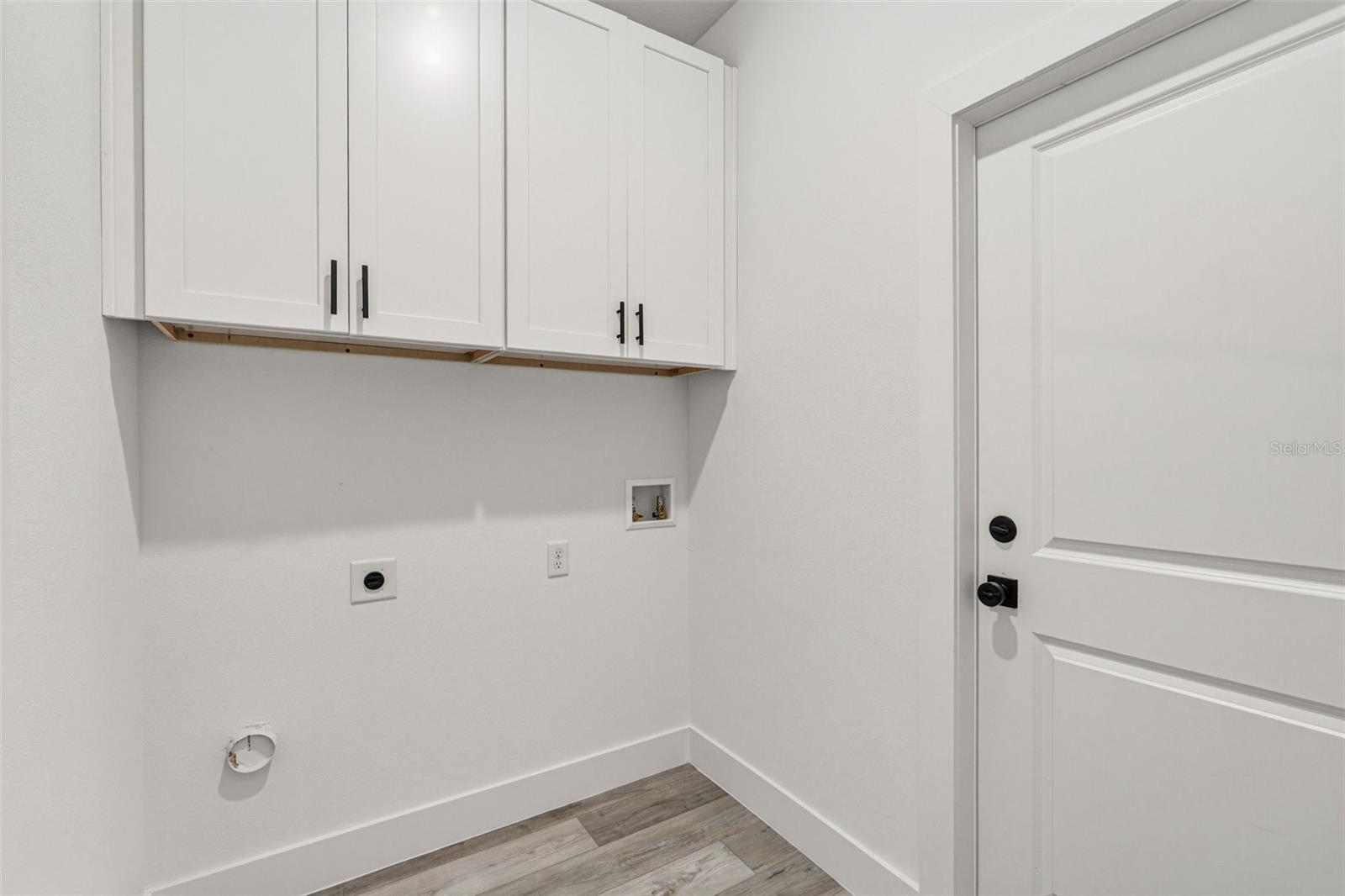 Image 31 of 40 For 2779 Flagami Lane