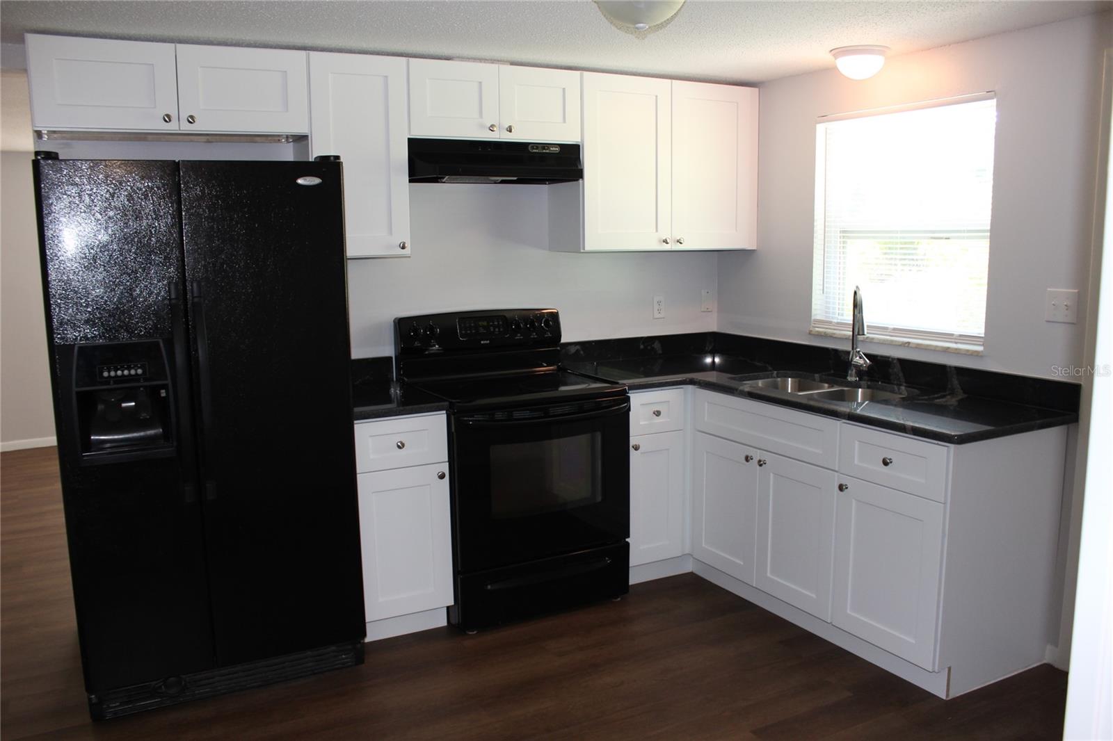 Image 24 of 35 For 322 Organ Street A & B