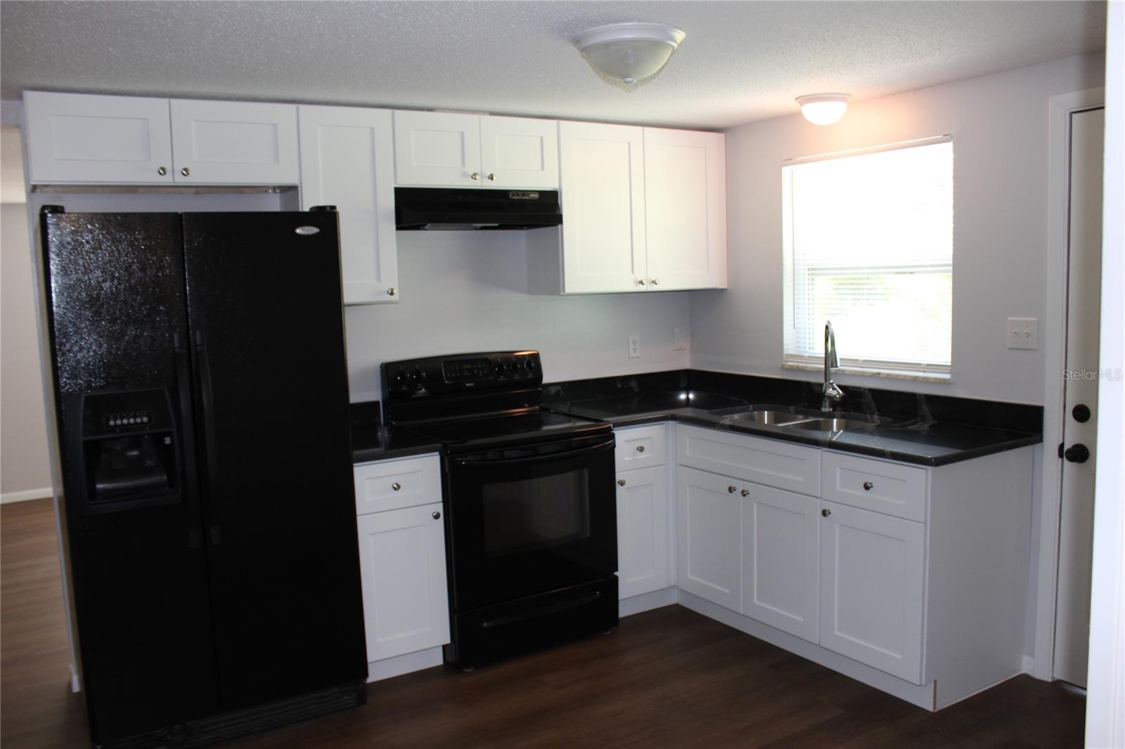 Image 25 of 35 For 322 Organ Street A & B