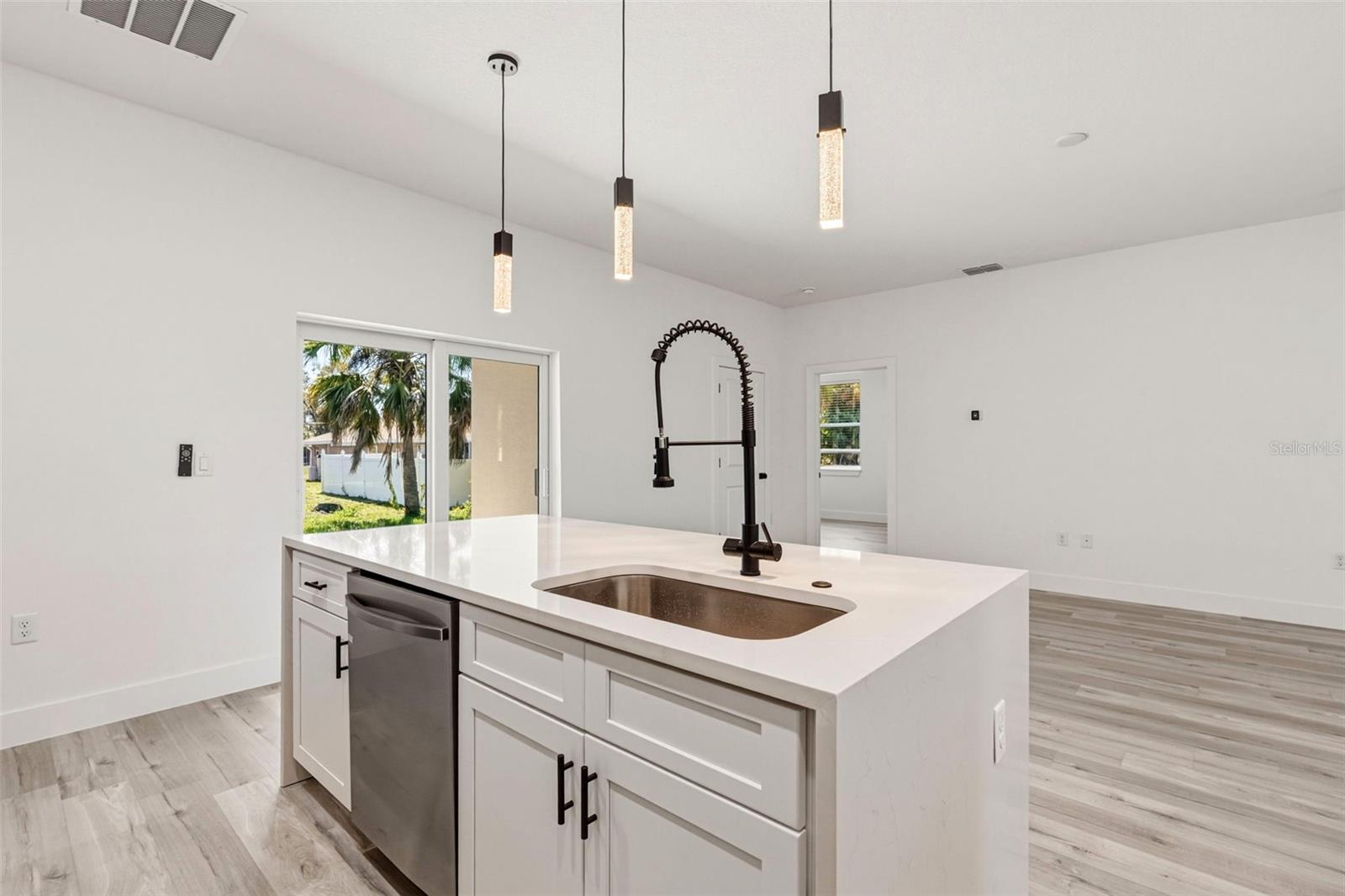 Image 15 of 40 For 2767 Flagami Lane