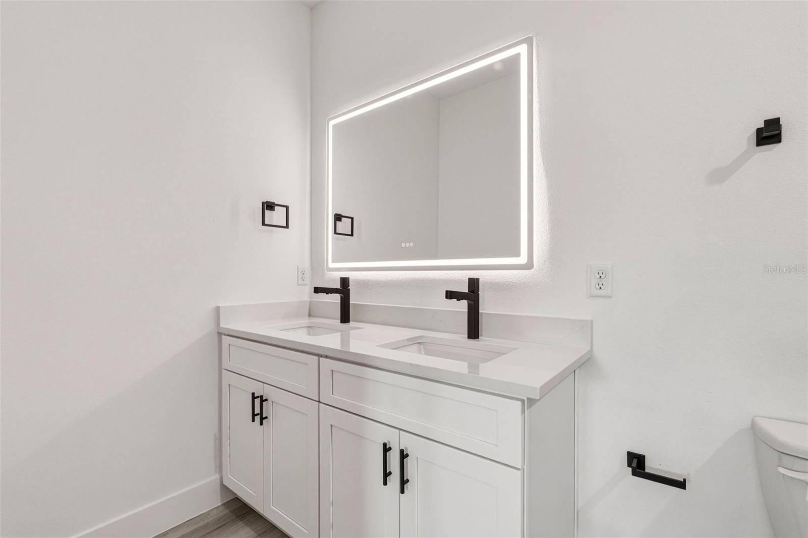 Image 20 of 40 For 2767 Flagami Lane