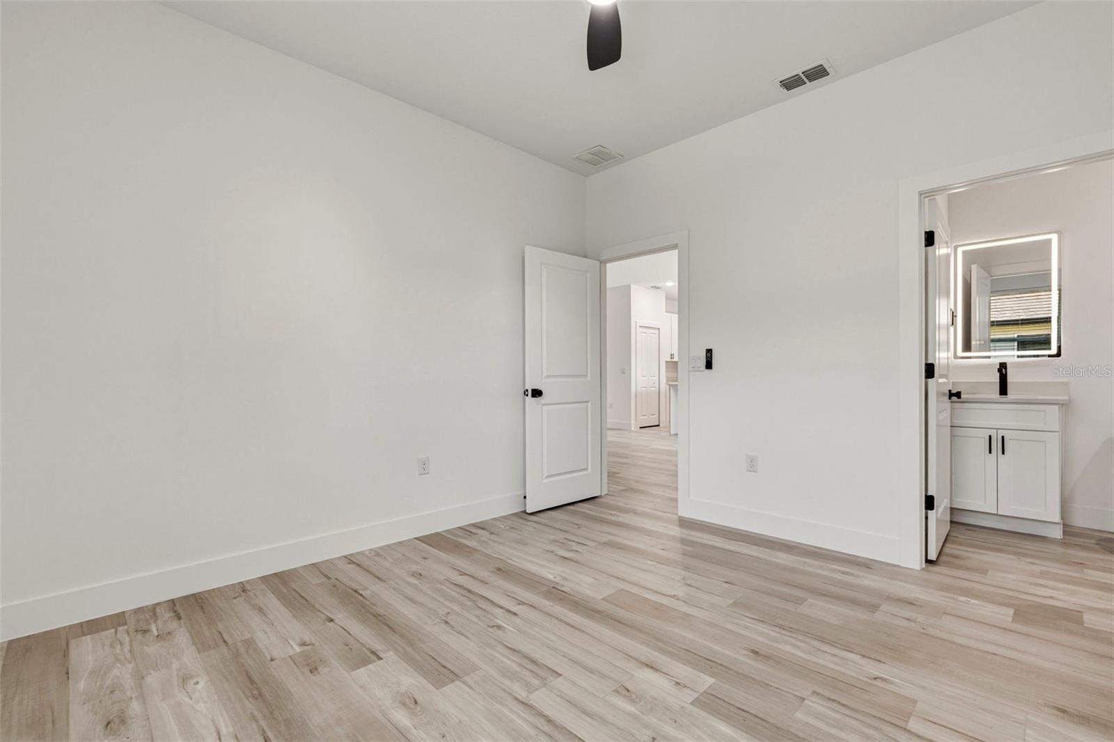 Image 23 of 40 For 2767 Flagami Lane