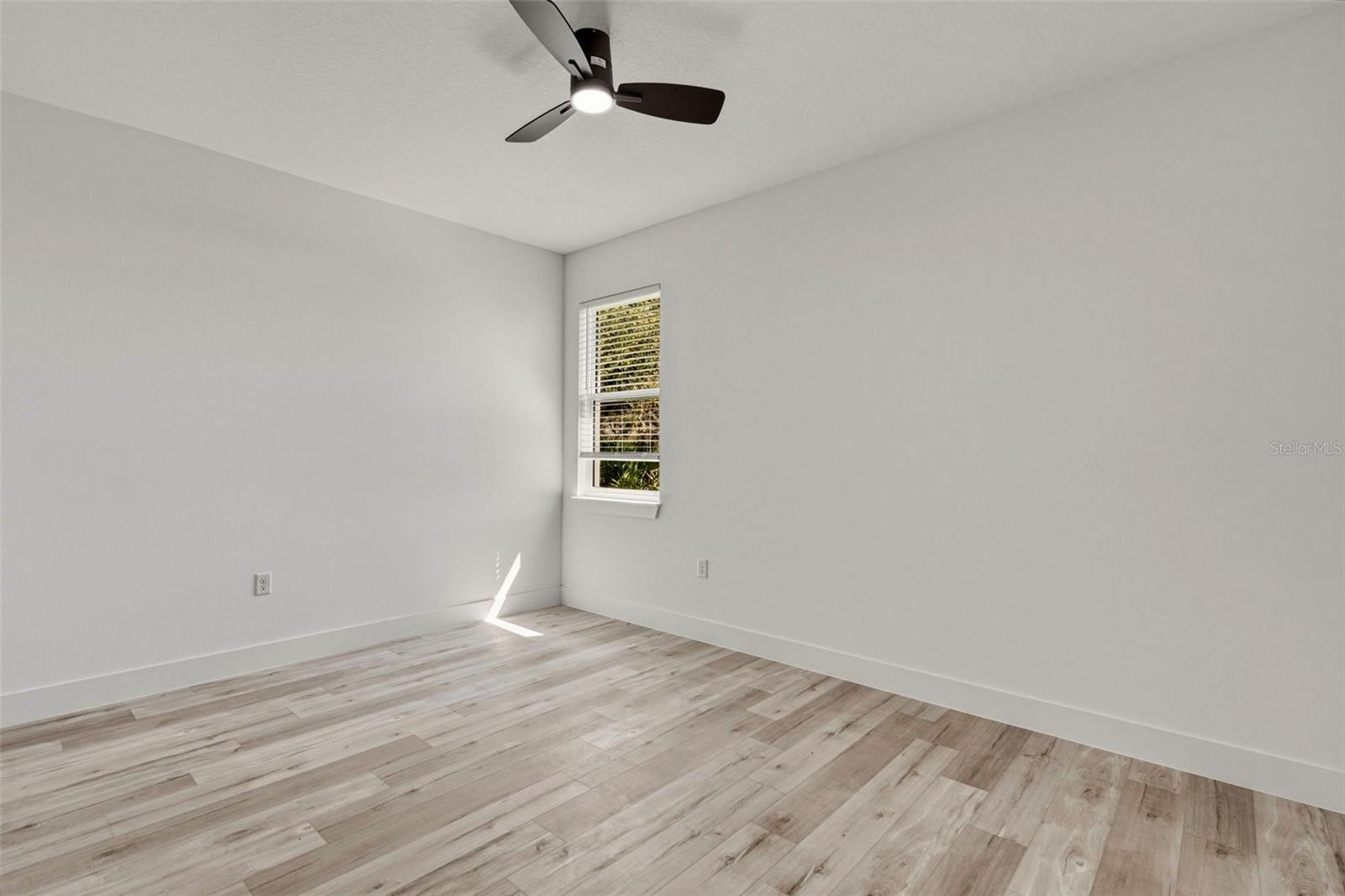 Image 26 of 40 For 2767 Flagami Lane