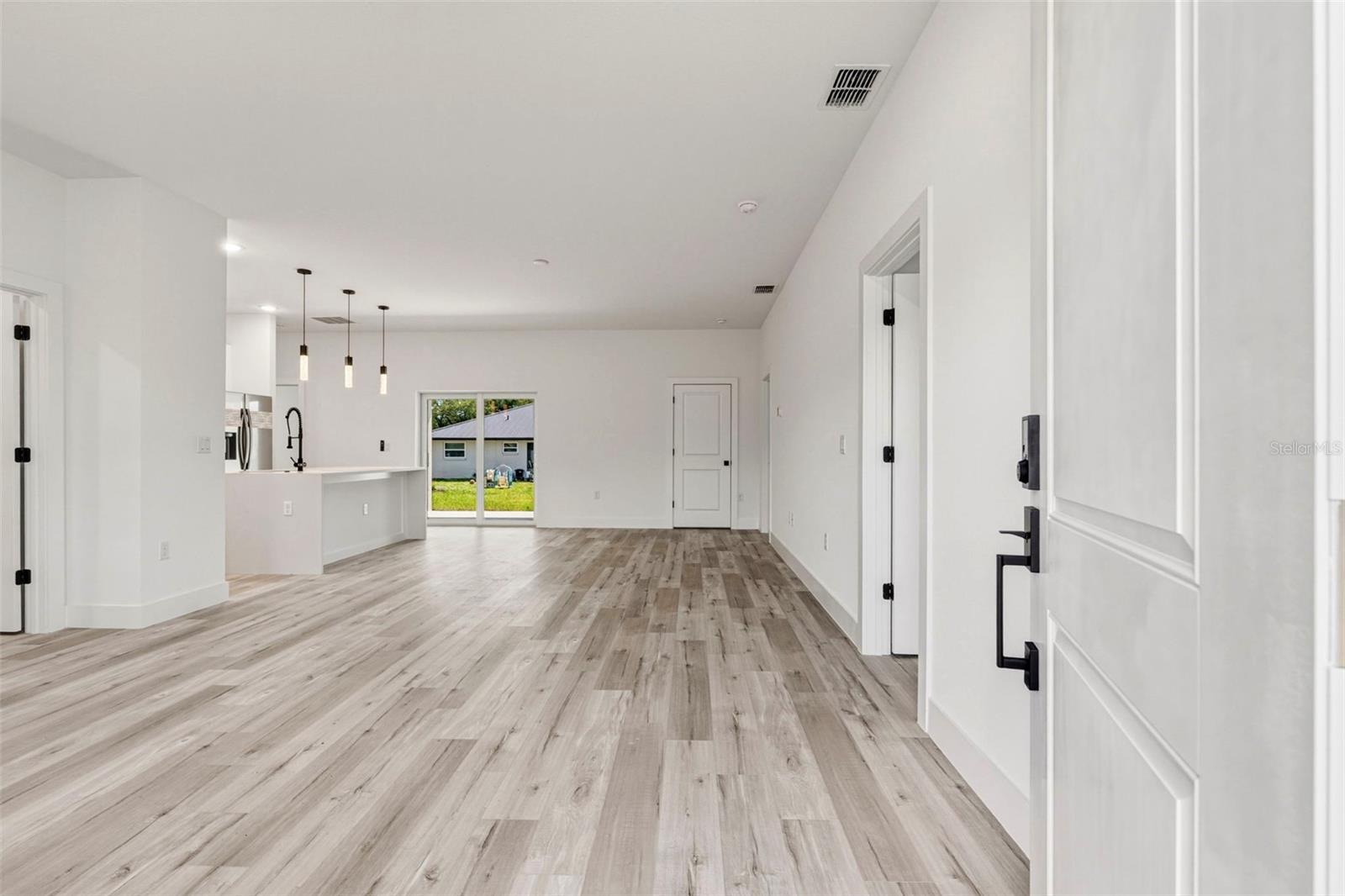 Image 5 of 40 For 2767 Flagami Lane