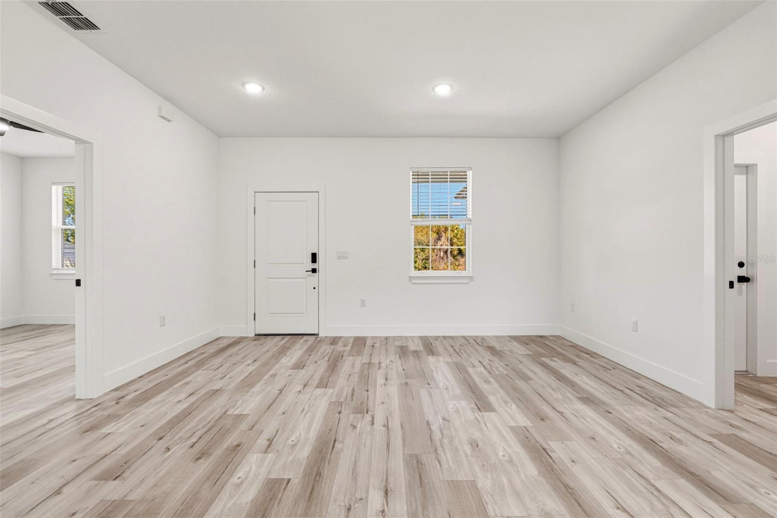 Image 8 of 40 For 2767 Flagami Lane