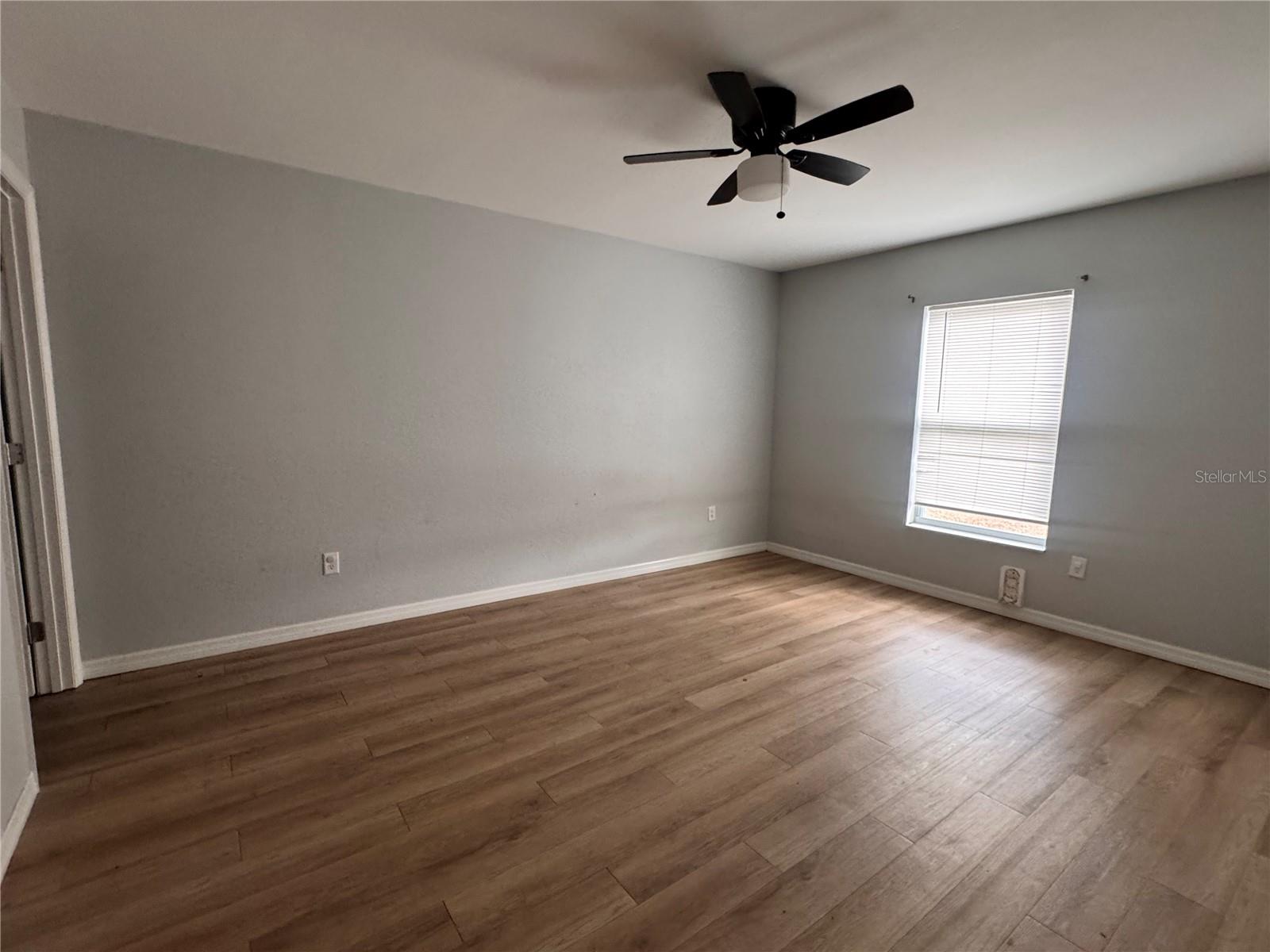 Image 10 of 38 For 625 Thirteenth Avenue