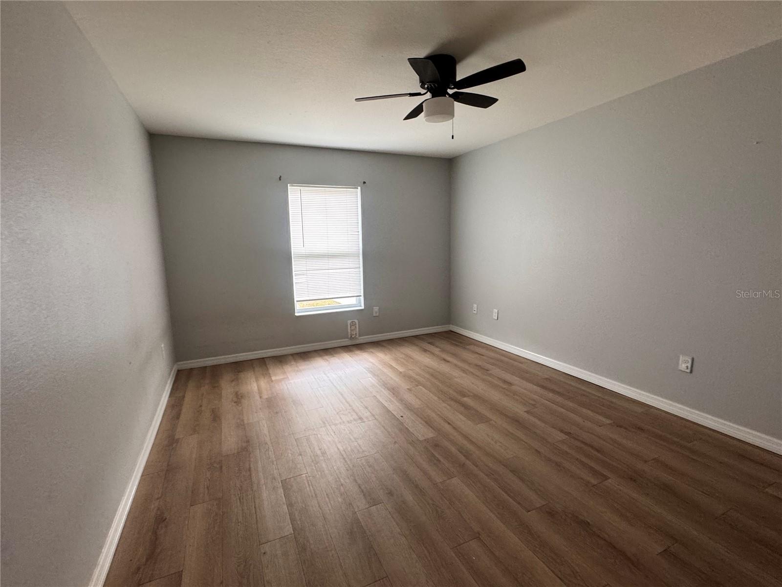 Image 16 of 38 For 625 Thirteenth Avenue