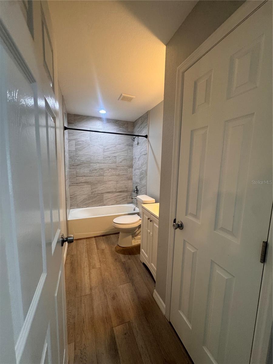 Image 22 of 38 For 625 Thirteenth Avenue