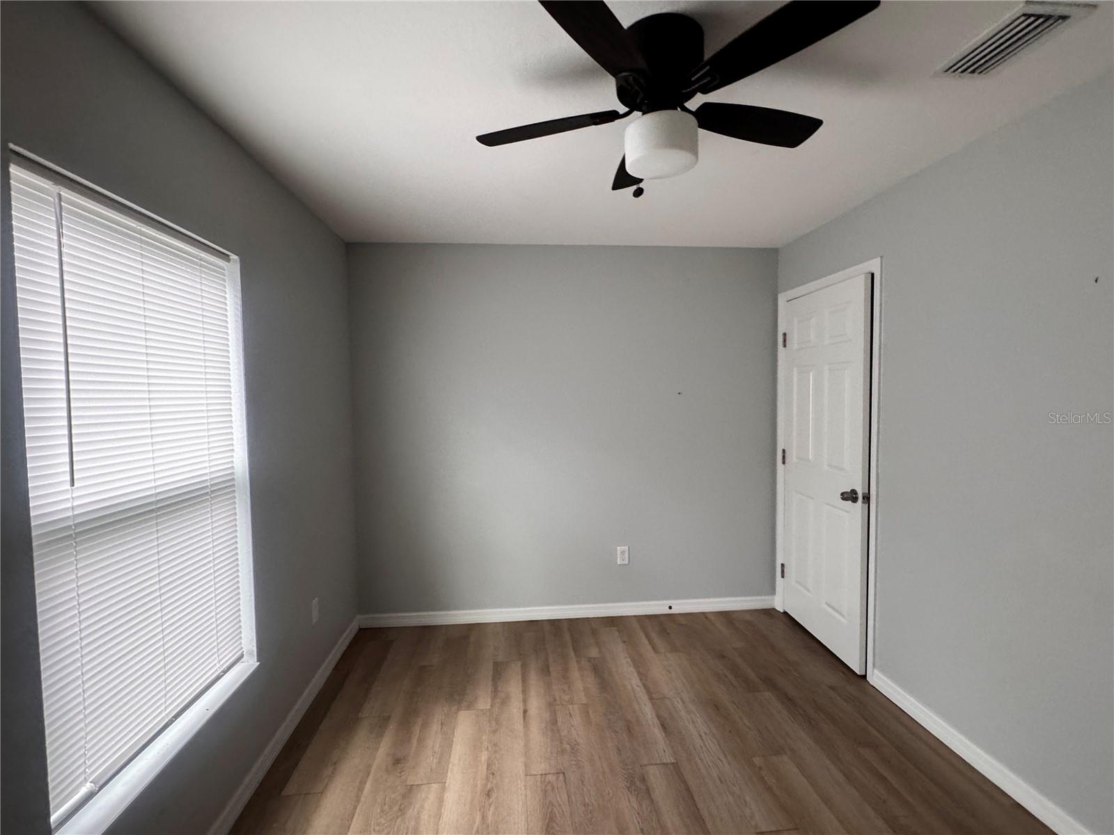 Image 26 of 38 For 625 Thirteenth Avenue