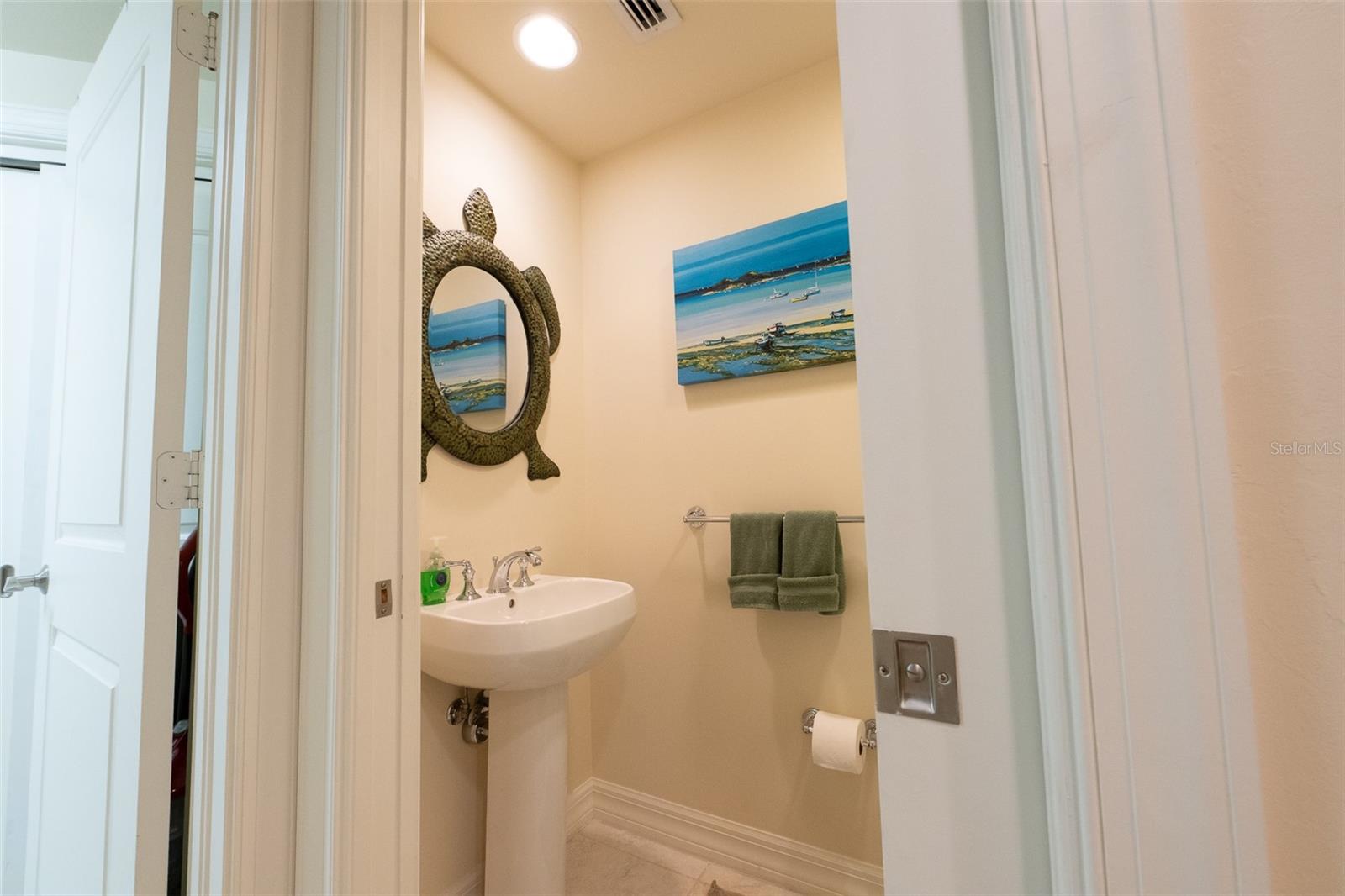 Image 6 of 30 For 3414 Hancock Bridge Parkway 505