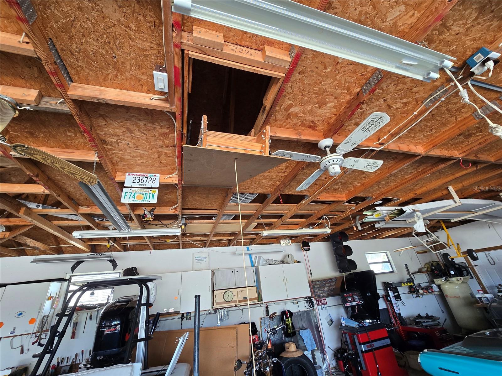 Image 22 of 24 For 10075 Bentley Avenue