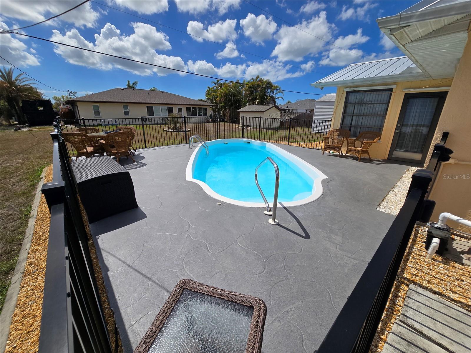 Image 8 of 24 For 10075 Bentley Avenue