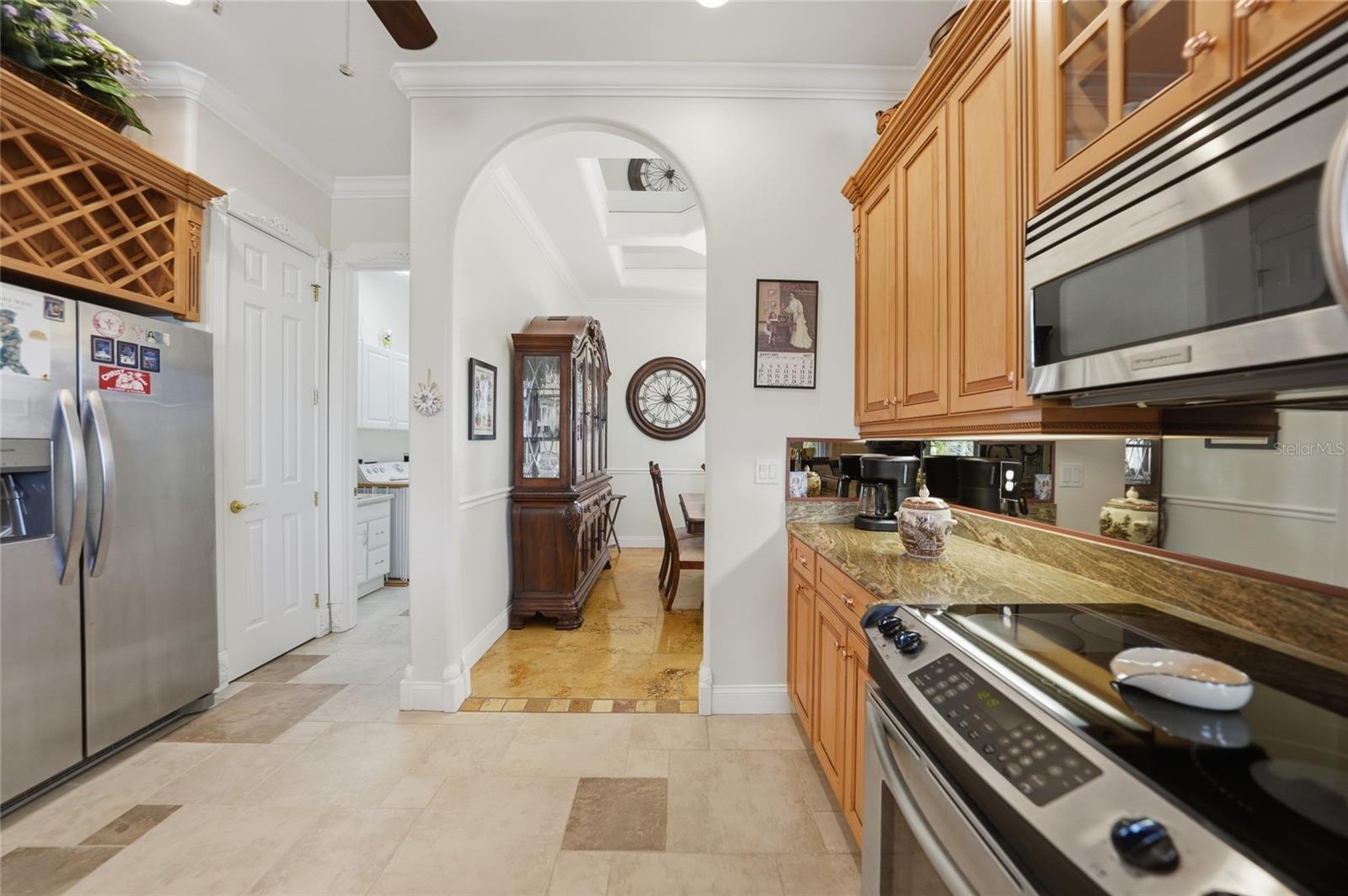 Image 13 of 49 For 15319 Acorn Circle