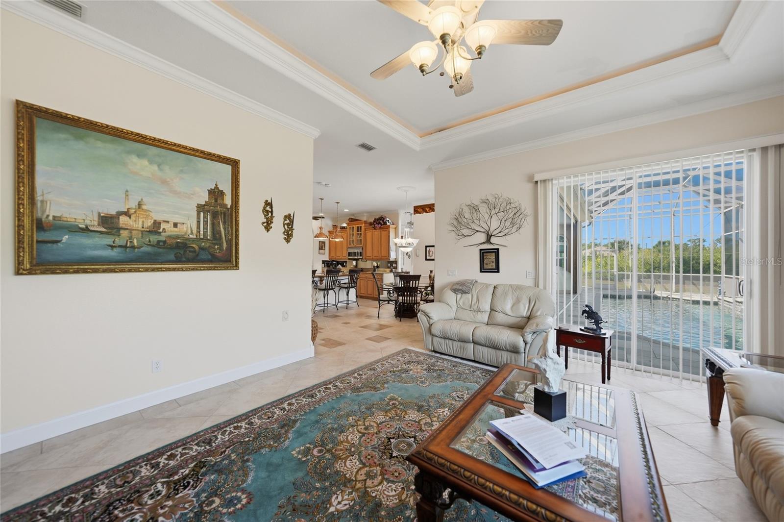 Image 20 of 49 For 15319 Acorn Circle