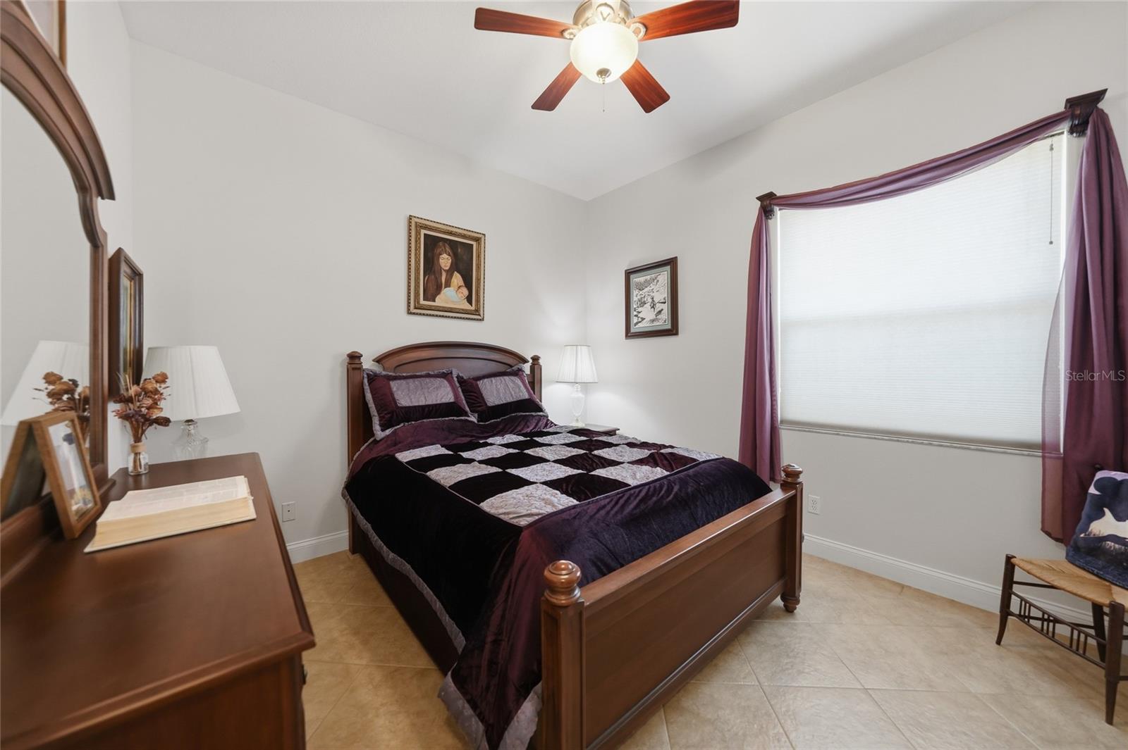 Image 28 of 49 For 15319 Acorn Circle