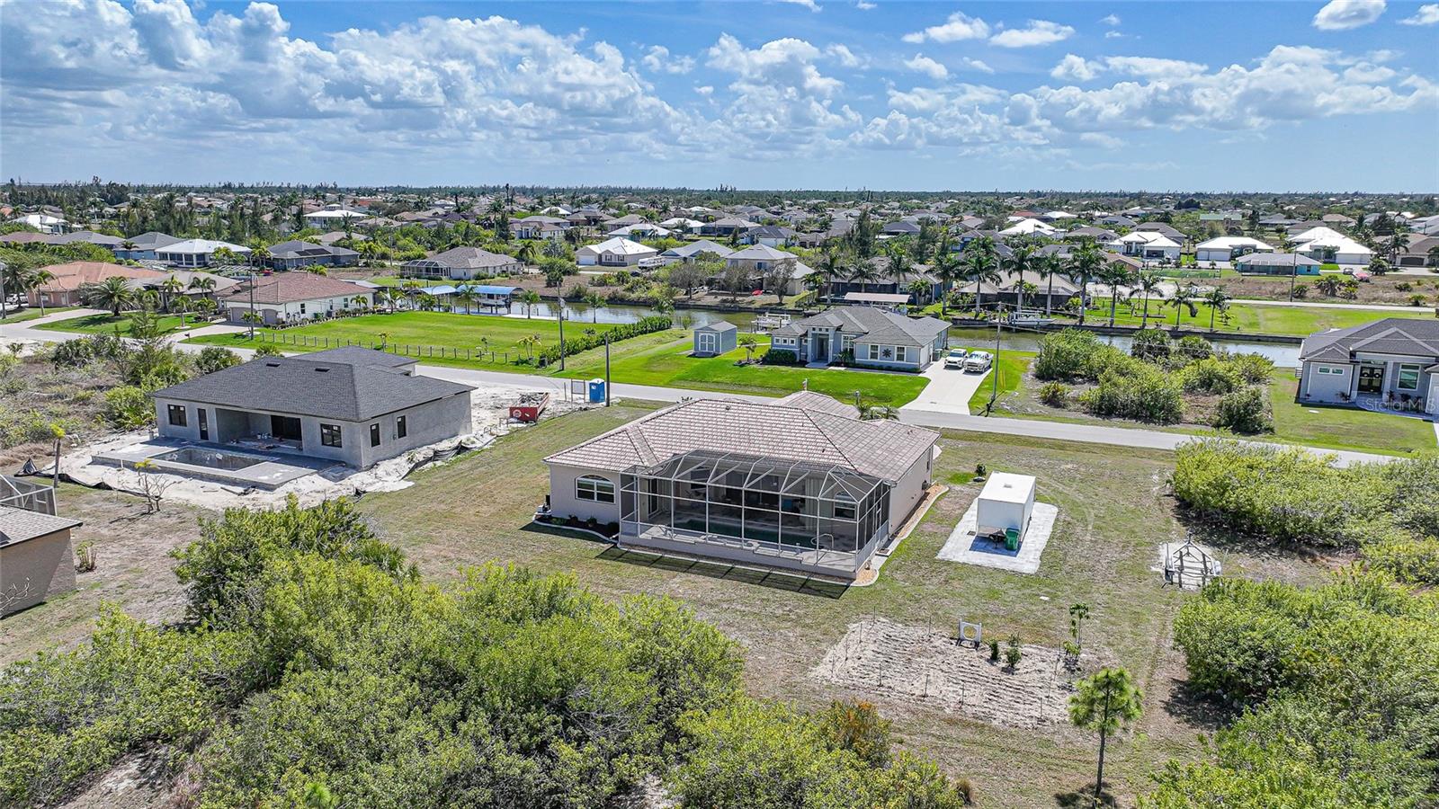 Image 46 of 49 For 15319 Acorn Circle