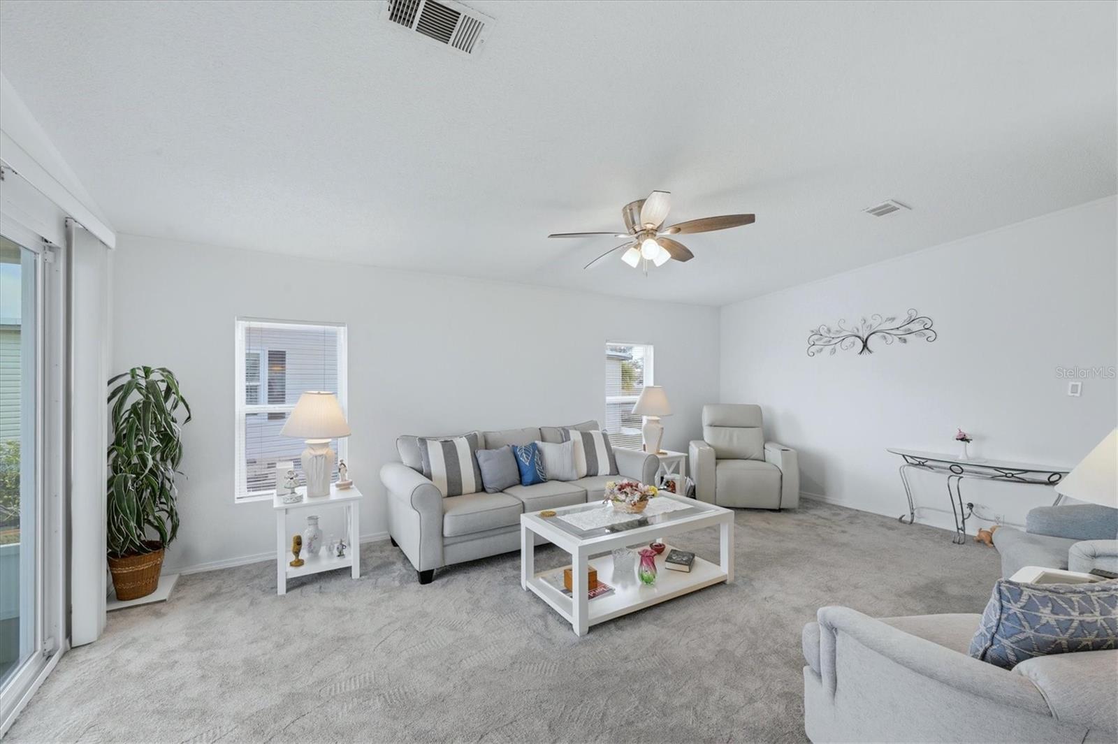 Image 16 of 39 For 6085 Shearwater Drive