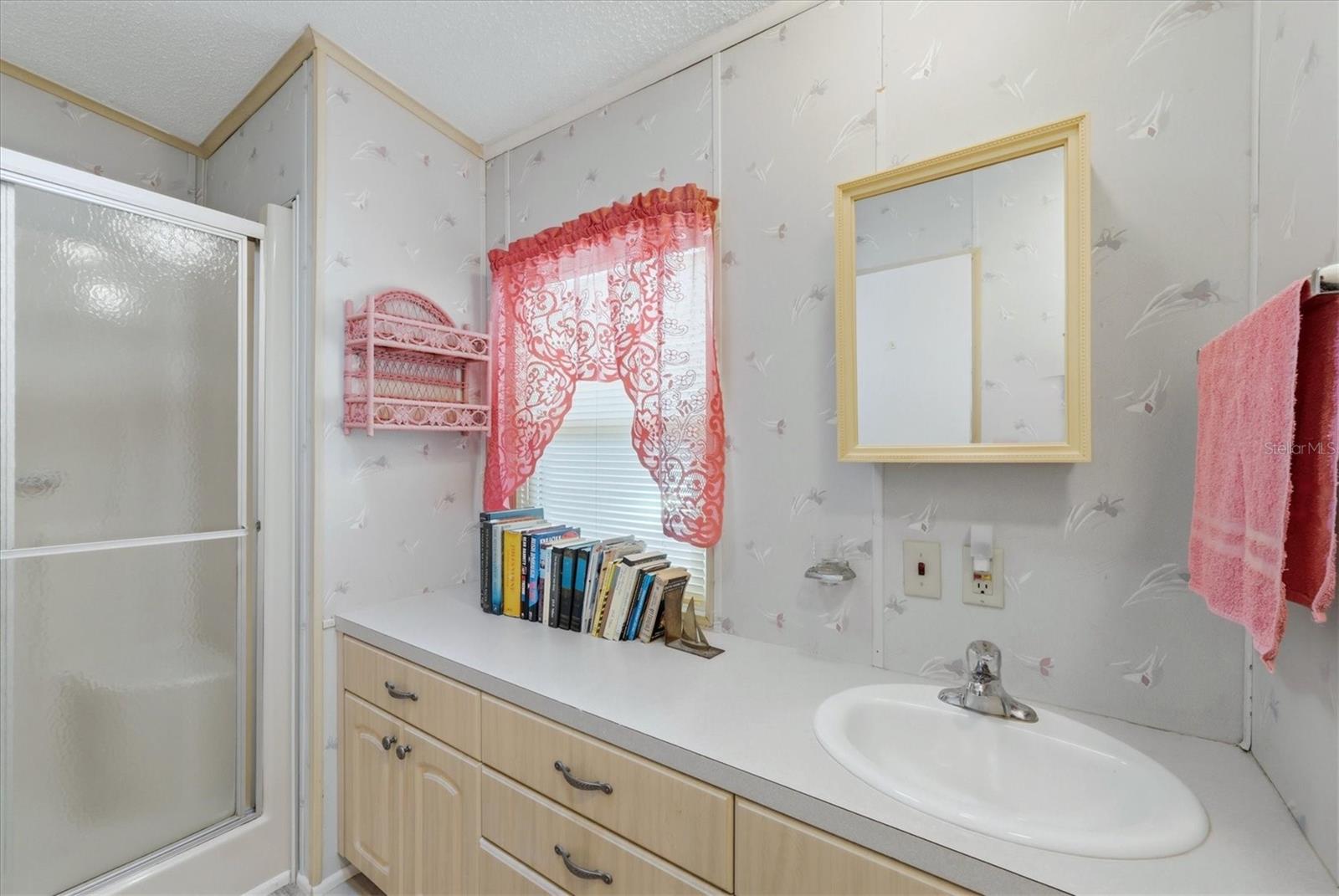 Image 27 of 39 For 6085 Shearwater Drive