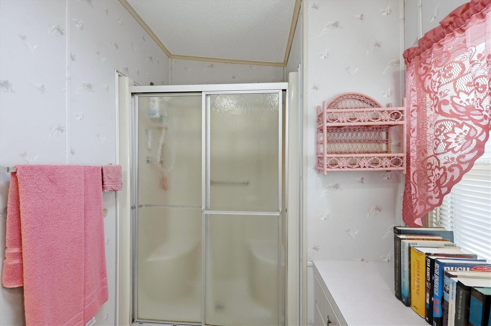 Image 28 of 39 For 6085 Shearwater Drive