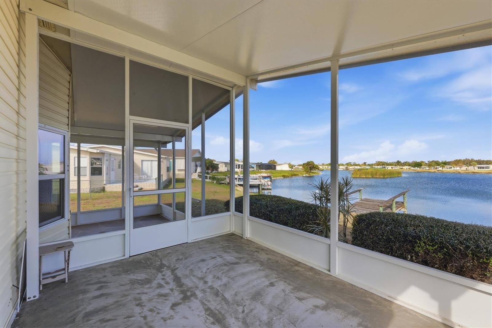 Image 29 of 39 For 6085 Shearwater Drive