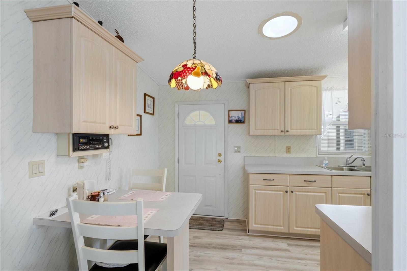 Image 7 of 39 For 6085 Shearwater Drive