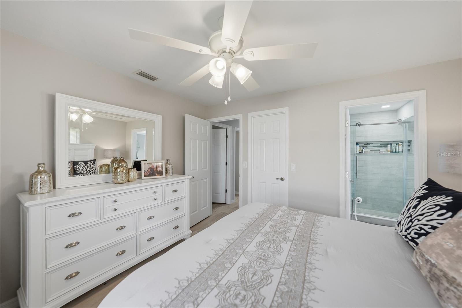 Image 10 of 20 For 1120 23rd Terrace