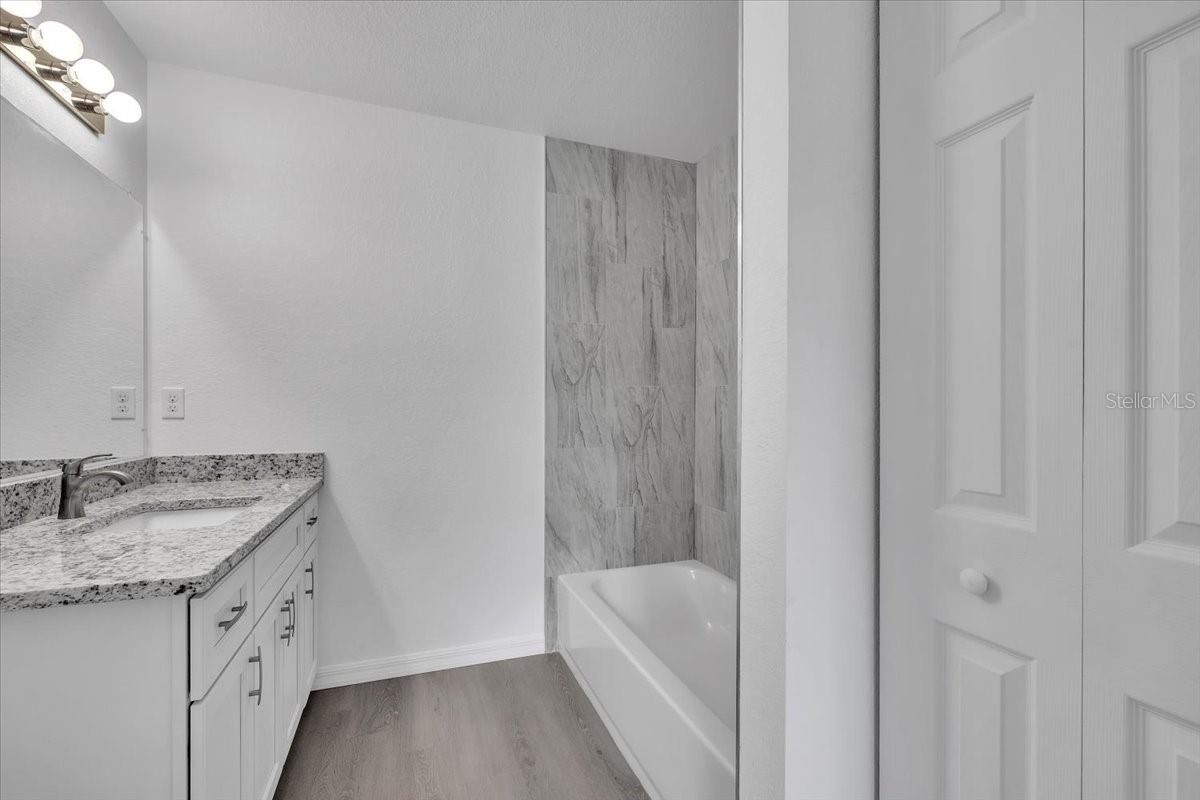 Image 15 of 27 For 27122 Seeger Drive