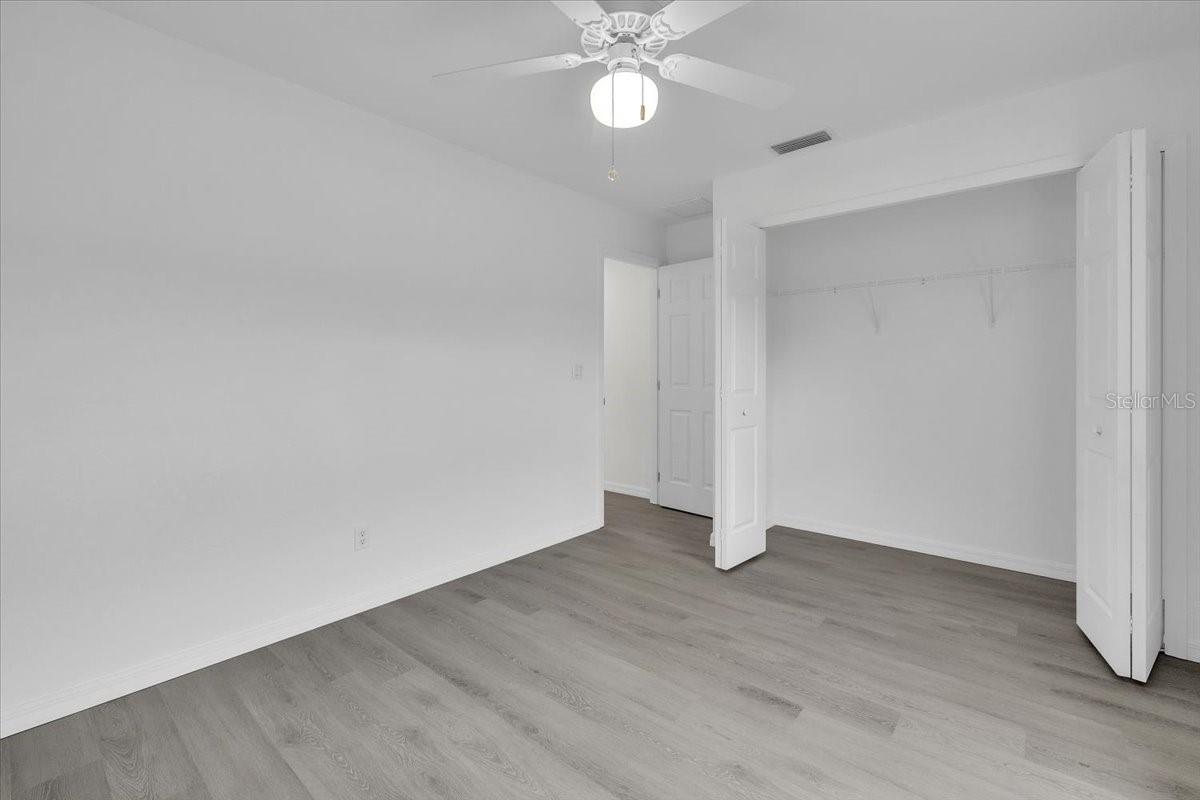 Image 19 of 27 For 27122 Seeger Drive