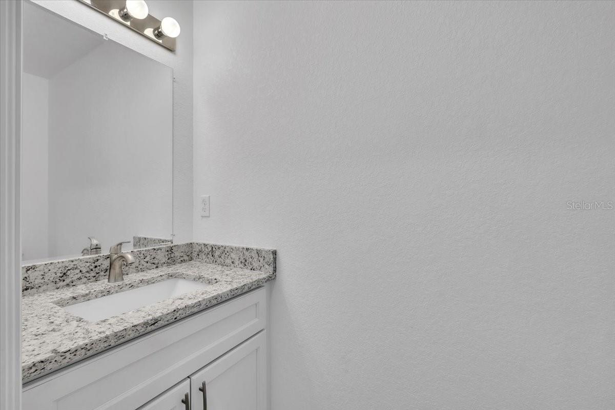 Image 20 of 27 For 27122 Seeger Drive