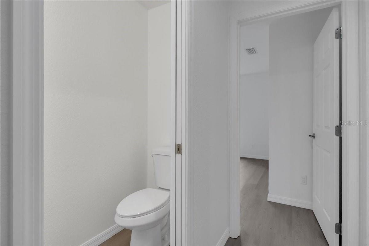 Image 22 of 27 For 27122 Seeger Drive