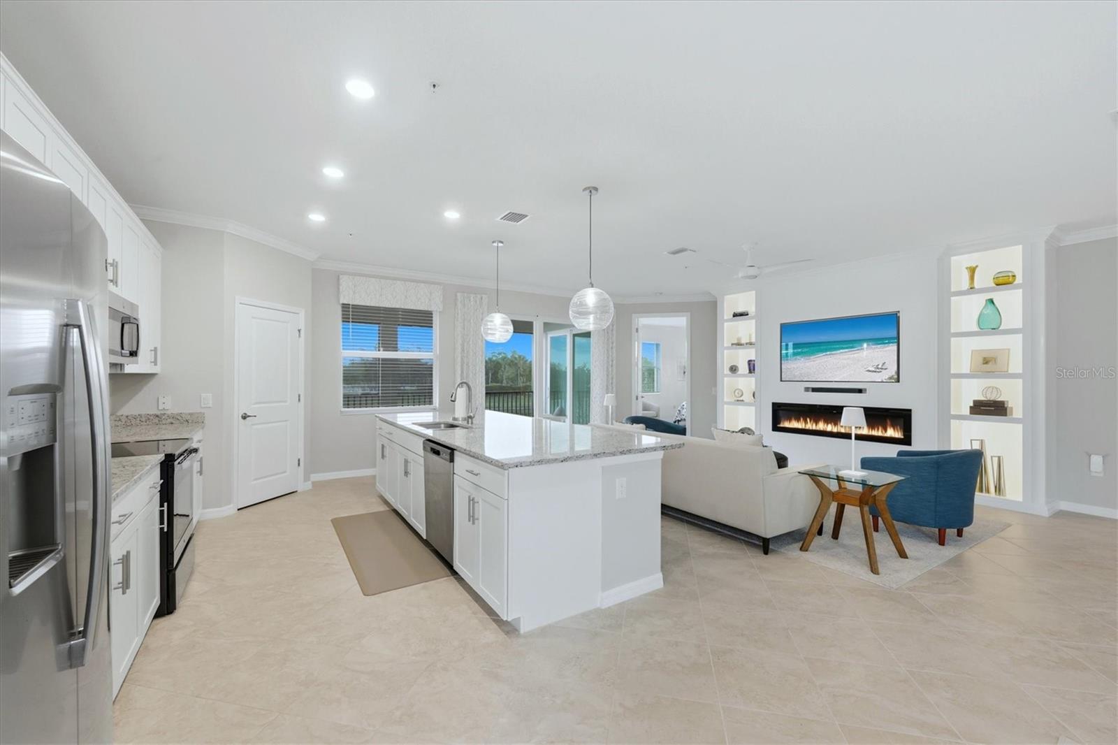 Image 30 of 84 For 14655 Sycamore Court 3121