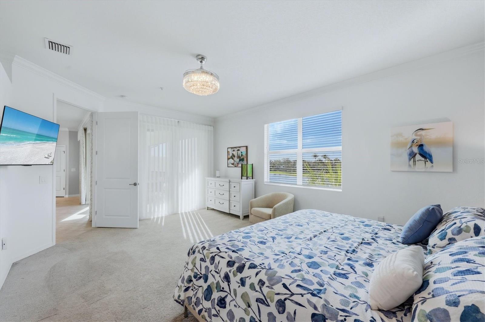 Image 35 of 84 For 14655 Sycamore Court 3121