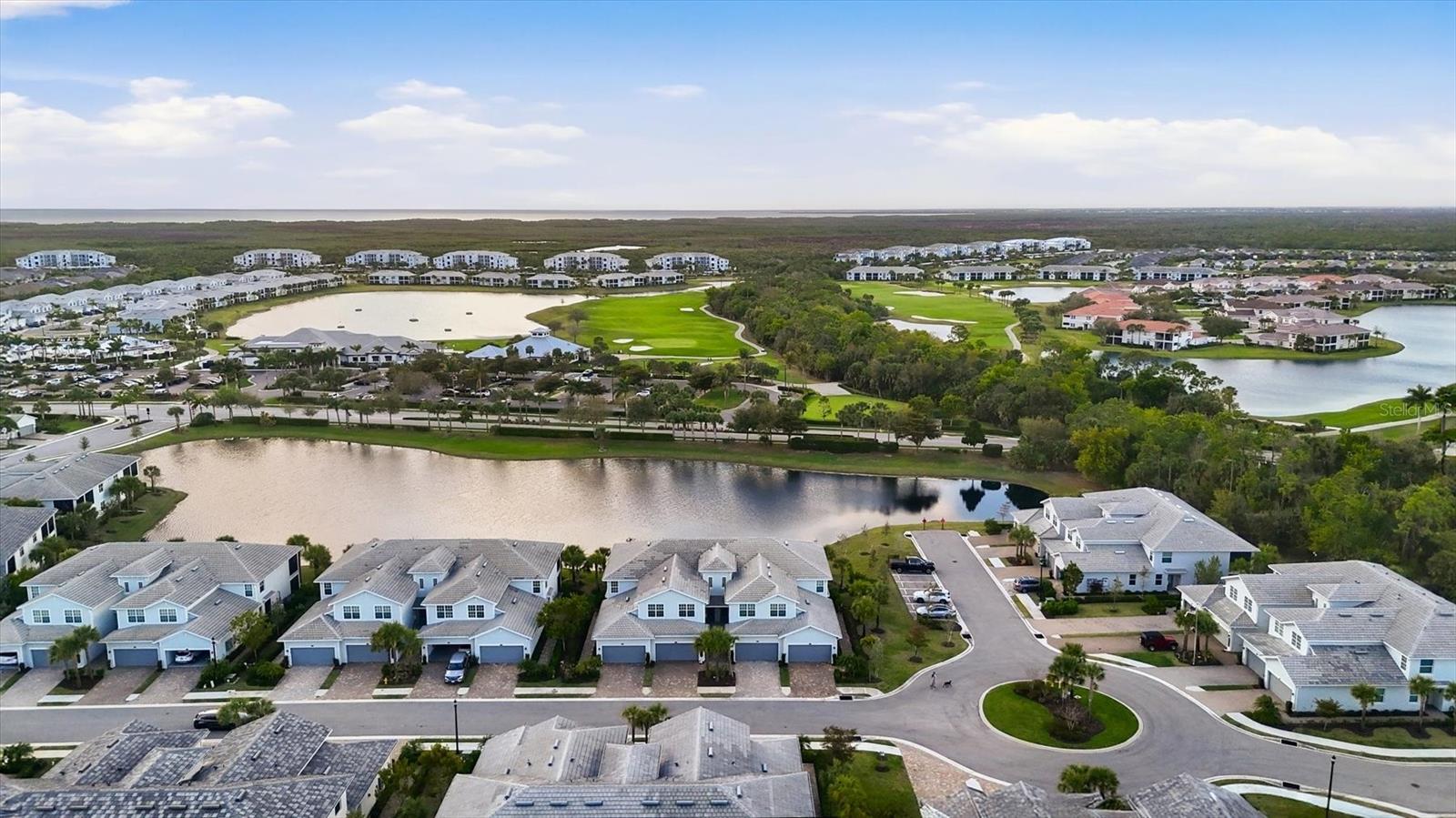 Image 8 of 84 For 14655 Sycamore Court 3121