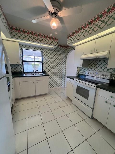 Image 18 of 21 For 4381 Lubec Avenue