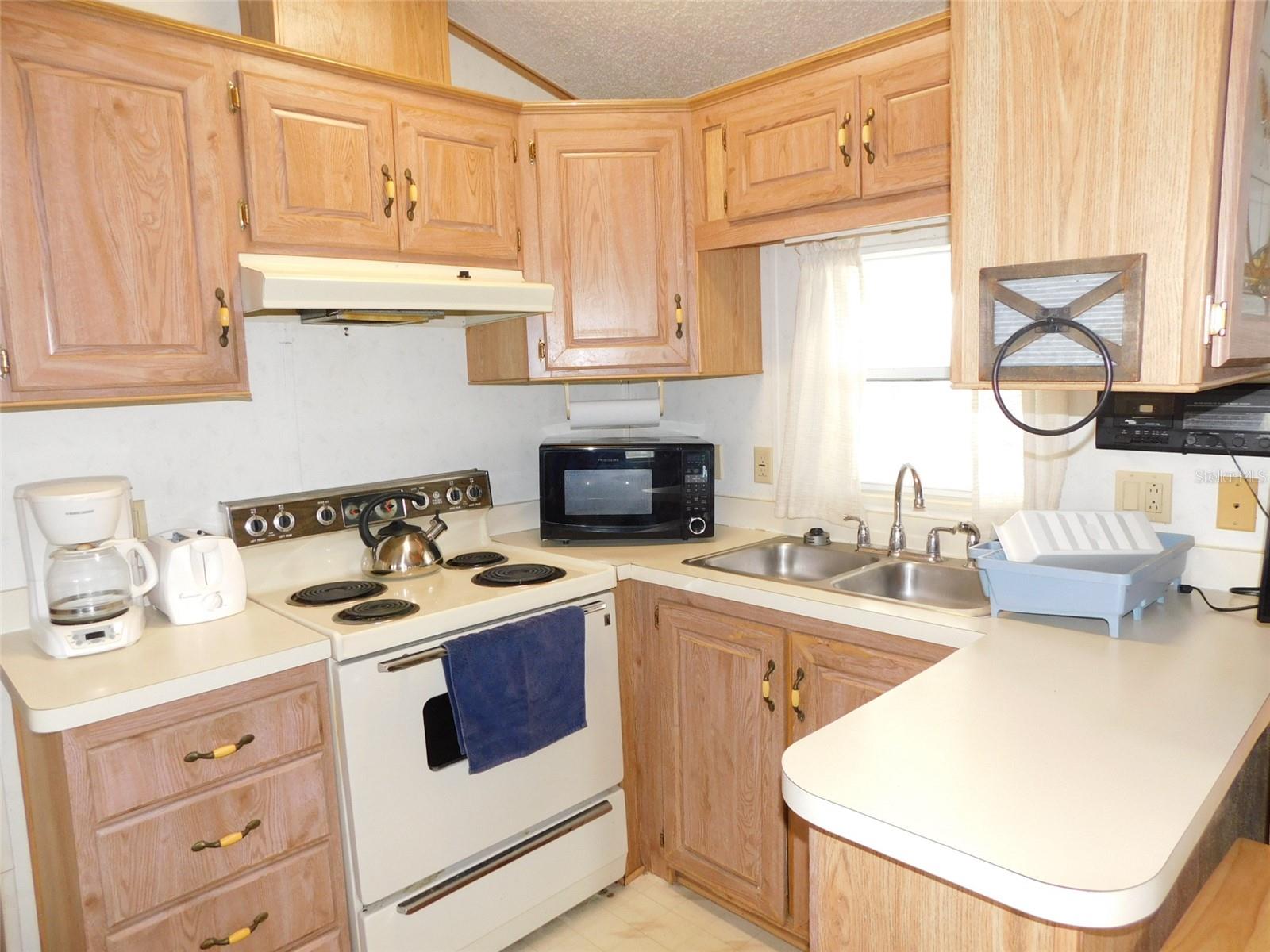 Image 13 of 23 For 1548 Strickland Street