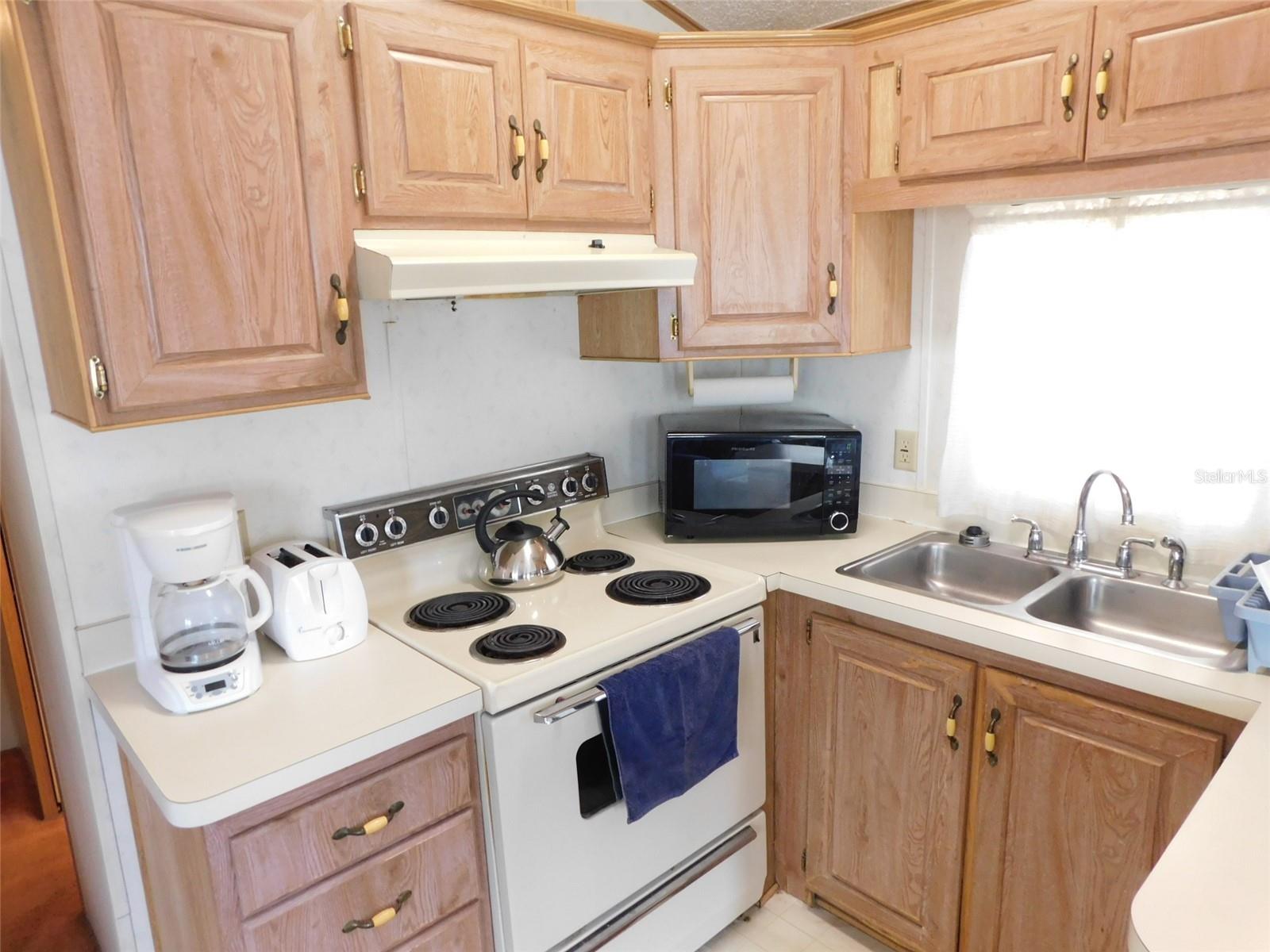 Image 15 of 23 For 1548 Strickland Street