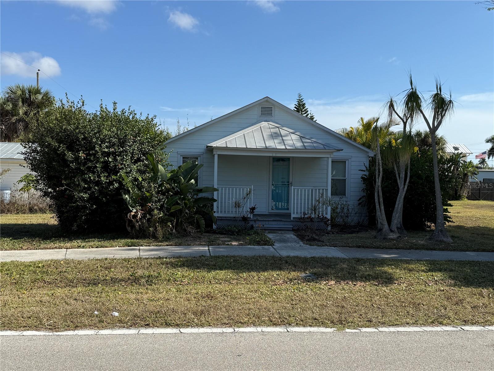 Image 4 of 8 For 451 Virginia Avenue