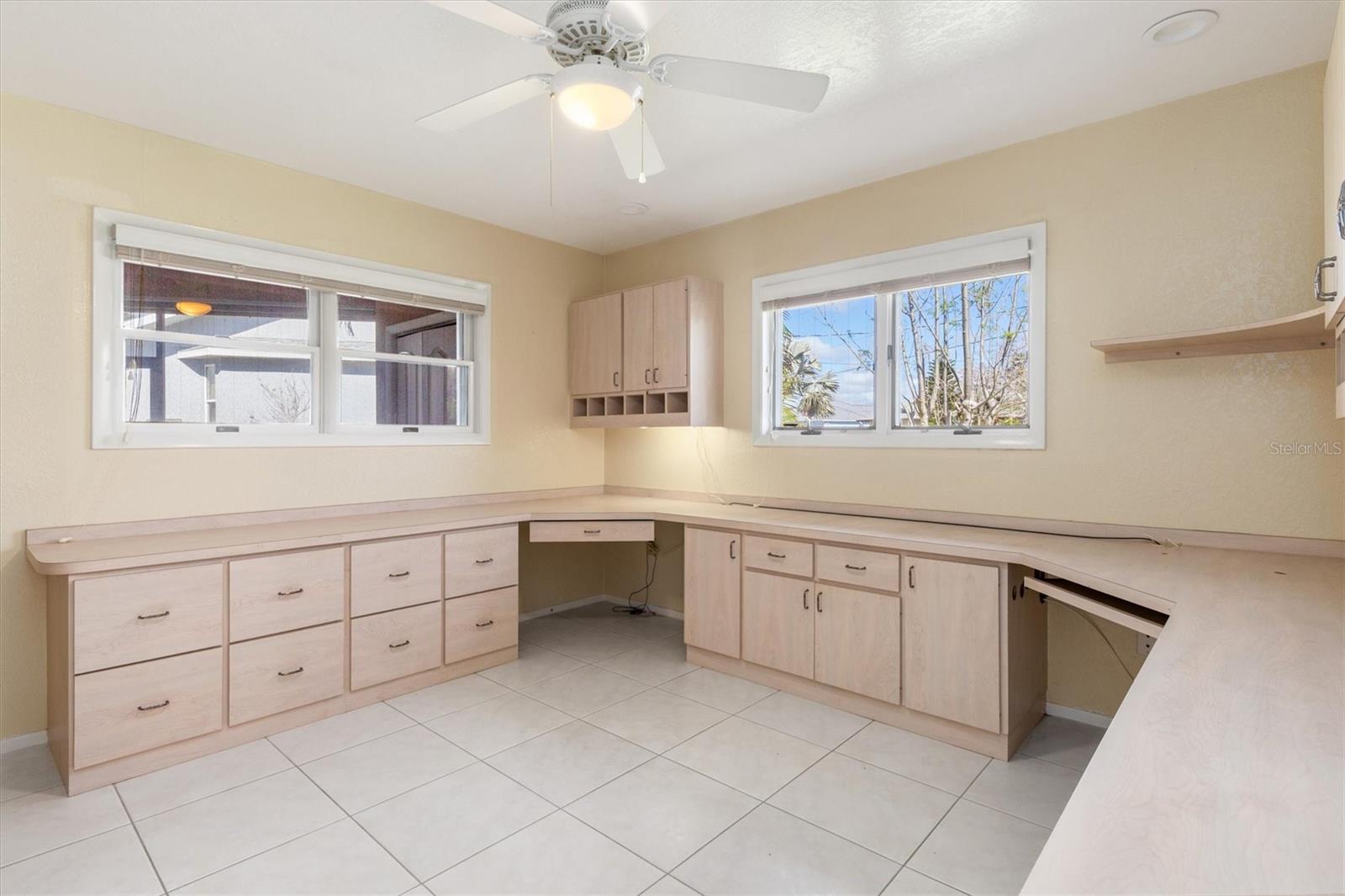 Image 36 of 72 For 4405 Harbor Boulevard