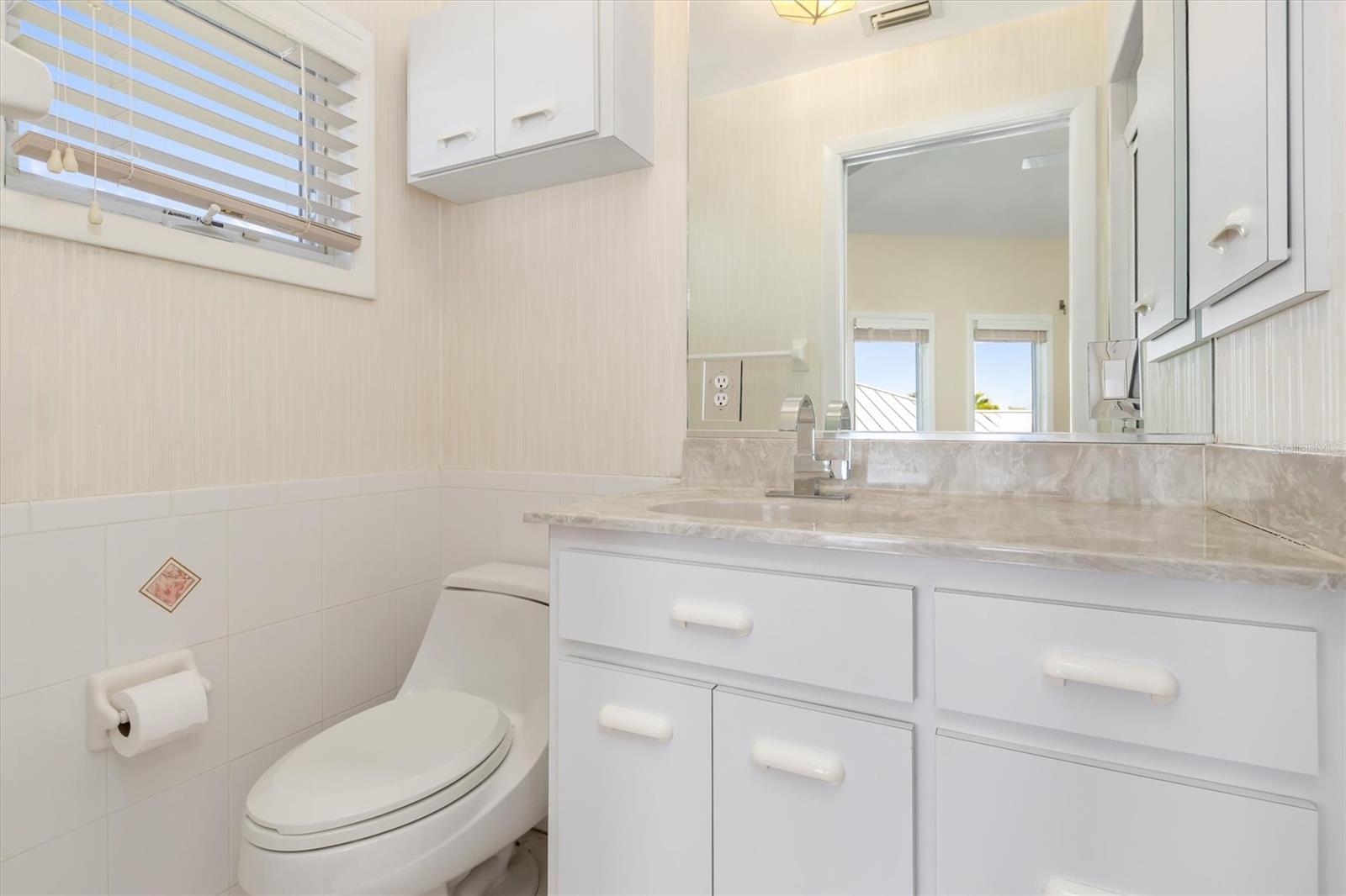 Image 51 of 72 For 4405 Harbor Boulevard